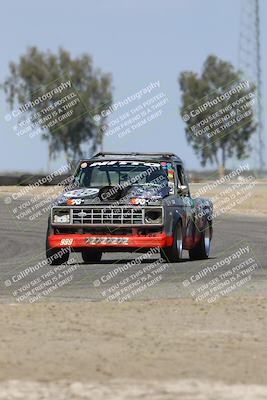 media/Sep-28-2025-24 Hours of Lemons (Sun) [[5dfe0e5f6e]]/10am (Off Ramp Exit)/